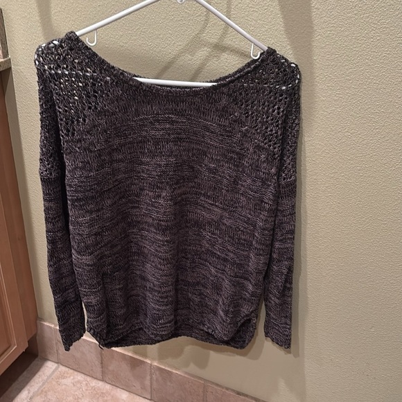 Volcom woman's black and tan sweater - Picture 3 of 10